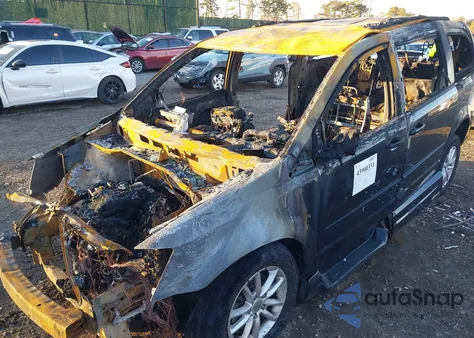 2013 Dodge Grand Caravan Sxt z USA, uszkodzony, nr VIN 2C4RDGCG5DR804495